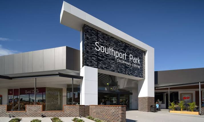 Selling Gold in Southport? Easy Gold Is Just Minutes Away